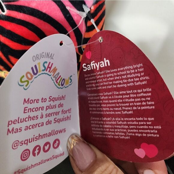 New Squishmallows 7" Ester Valentine's Buddy Buckets Safiya - Picture 2 of 5